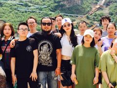 -百里峡七彩艺术小镇