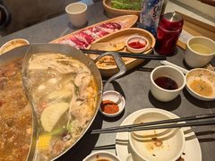 -左庭右院鲜牛肉火锅(上海荟聚店)