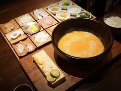 -银米·云南传统过桥米线(双廊黑金冠店)