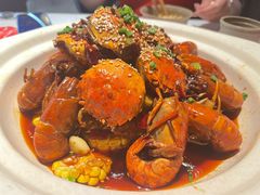 -肥肥虾庄·金牌油焖大虾(汉街SKP店)