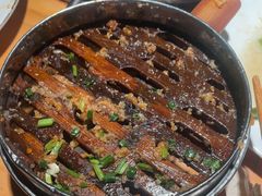 -大众跷脚牛肉馆·非遗传承单位(峨眉山店)