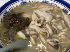 -明呈黄鱼面馆(斜土路店)