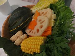 -椰小婉·原生态椰子鸡(百信广场店)