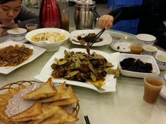 -唐师傅湘西名菜馆(武陵路店)