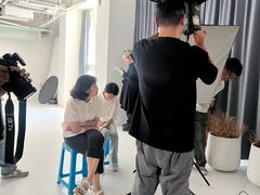 -金夫人化妆摄影职业培训学校