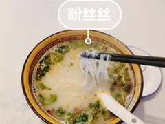 -烤鸭肉夹馍鸭汤店