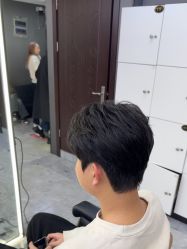 -藤野造型烫发染发