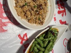 -肥肥虾庄·金牌油焖大虾(汉街SKP店)