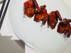 脆皮妙龄鸽-荣轩(新荣记环球金融中心店)