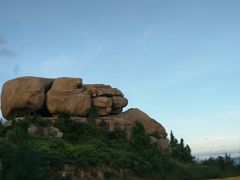 -那琴半岛地质海洋公园