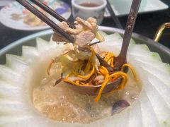 -得意咚瓜·顺德鱼生·冬瓜火锅(深圳首店)