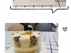 -半勺舒舒生日蛋糕店