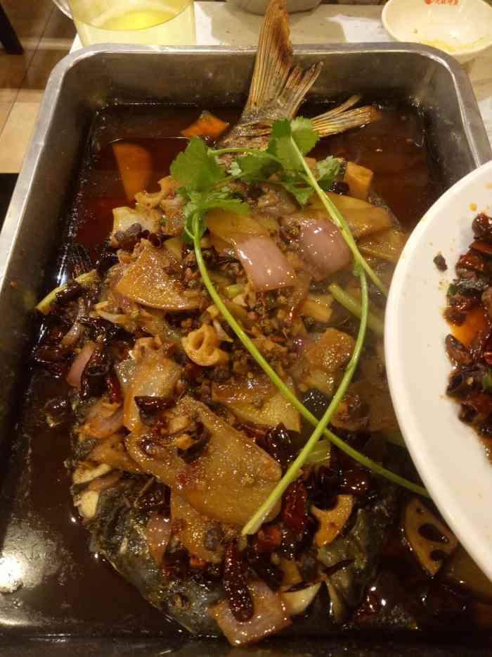 沈姐万州烤鱼(沙坪坝总店"沈姐烤鱼,一如既往的美味.很喜欢这一家.