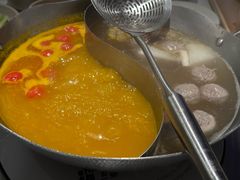 -左庭右院鲜牛肉火锅(金山万达店)