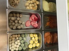 -小蛮椒麻辣烫·麻辣拌(浦东外高桥店)