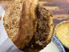 牛肉烧饼（多肉）-穆得·老周家牛肉烧饼(普利街店)