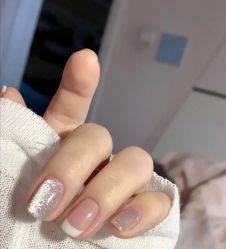 -CM.Nail美甲美睫