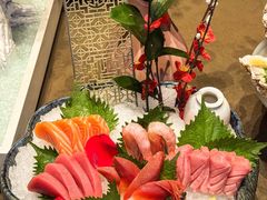 -蟹犇前•帝王蟹雪蟹(陆家嘴店)