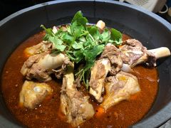 精品砂锅羊棒骨-百味源炭火烤翅 ·夜市大排档(酒仙桥店)