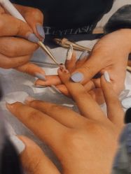 -吉吉靓甲美睫