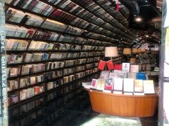 -钟书阁(珍园店)
