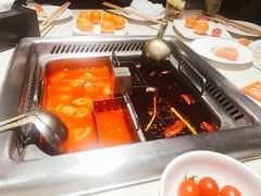 -海底捞火锅鲜切牛肉主题店(长寿路店)