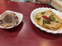 -金杨拉面王小吃面馆·牛三宝面·红烧牛肉粉