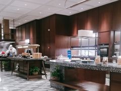 -上海虹桥祥源希尔顿酒店