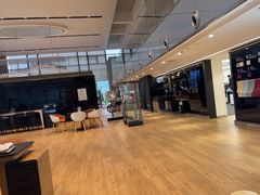 -奔驰上海利星(七宝店)