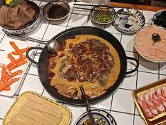 -旧街市鲜货老火锅(大光路店)