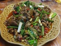 带皮牛肉-古城苗家土菜馆(河景餐厅店)