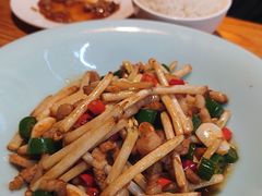 花生脆芽-苹果树下艺术餐厅(通州店)