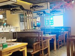 大堂-绿草地·湘菜(喜盈门店)