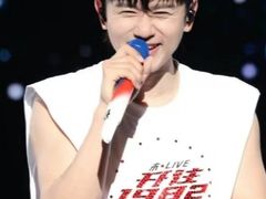-山西体育中心红灯笼体育场