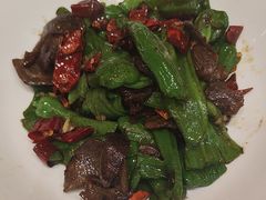 -辛香味烧鱼馆·非遗技艺·排骨红烧肉(光谷医药园店)