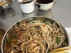 -正宗杨记普洱酸醋米线(总店)