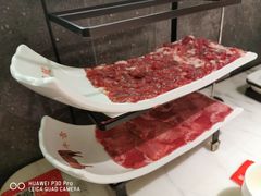-左庭右院鲜牛肉火锅(浦江欢乐颂店)