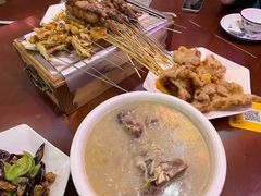 -立东·地摊烧烤·东北菜·铁锅炖·平价酒场(萧山热榜店)