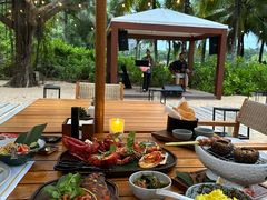 -三亚艾迪逊酒店·海滩烧烤 BARBACOA·现场乐队·浪漫晚餐·烧烤海鲜