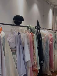 -汉仪华裳汉服馆(打浦桥店)