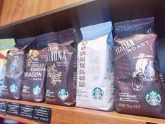-星巴克臻选(郑州中原万达店)