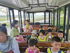 -瑞恩宝感统训练·语言提升·蒙氏托育中心