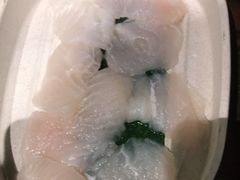 -呷哺呷哺 小火锅 (浦东新欧尚超市店)