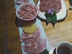 -小花花炭火烤肉·十五年延吉风味(左家庄店)