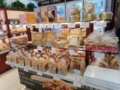 -红宝石·鲜奶小方·海派西点房(莘庄龙之梦店)