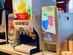 -龍歌自助小火锅(市南金茂湾店)