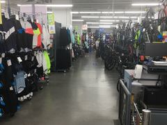 -迪卡侬(西三旗店)