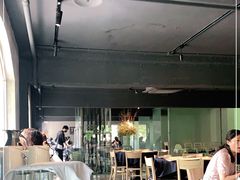 大堂-穹六人间 people 6(岳阳路店)
