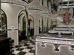 -巴黎春天(陕西路店)