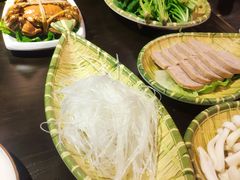 -聚汇三少·龙虾·中餐厅(莫邪路新天地店)
